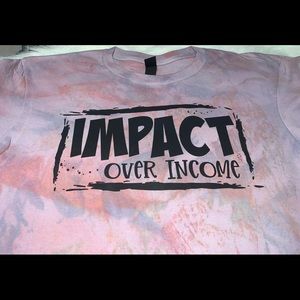 New Graphic T-Shirt Muted Tie Dye Size Medium